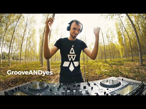 GrooveANDyes - Live @ Radio Intense Spain 20.10.2021 / Techno DJ Mix 4K