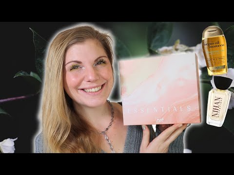 PINK BOX December 2025 Contents Unboxing