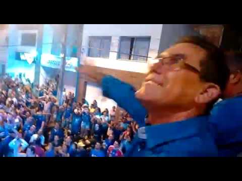 Comemoração da vitória do 2⃣5⃣🔨🎼💙 Em Pé de Serra Ba, Antônio Joilson é eleito prefeito!!👏👏👏🎶