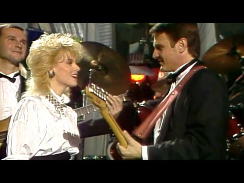 Iveta Bartošová | Málo mě zná | 1987 | TV 1