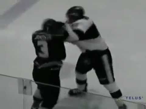 Adam Janosik vs Dylan Anderson