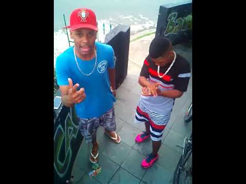 Medley mc maicom e mc menor do dic