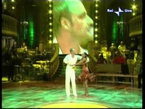 Ballando con le stelle Merengue   Natalia Titova + Massimiliano Rosolino