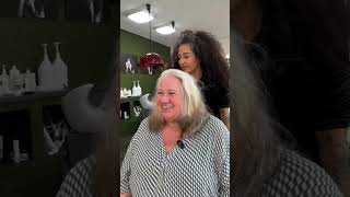 Michaela Wollte schwarz oder schwarze Strähnen, ich habe abgeraten!Was sagt ihr?#greyhair