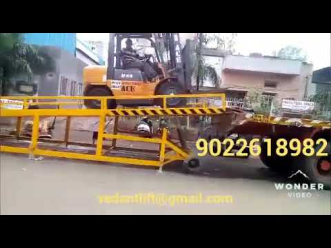 Yard Ramp Mobile Portable And Loading Fork Forklift Truck