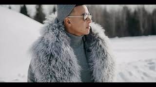 Daddy Yankee - Hielo (Video Oficial)