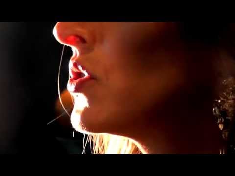 Filipa Carvalho - Venho falar dos meus medos (Fado Acácio) - Videoclip Oficial