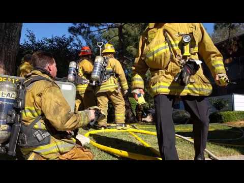 RAW: Fire crews tackle Saugus apartment fire