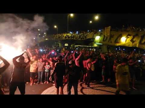 "Cámara Sur Oscura los 94 del BSC" Barra: Sur Oscura • Club: Barcelona Sporting Club