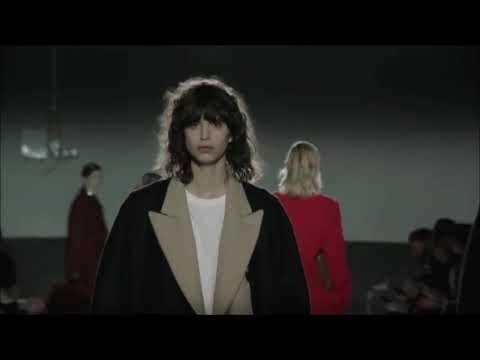 Dries Van Noten women's autumn winter 2017-18 fashion show