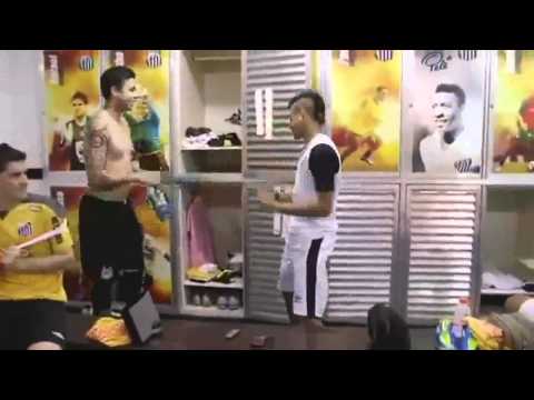 Neymar, Ronaldo dance Michel telo