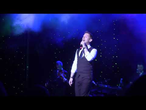 Barry Kirwan  Irish medley and irish dancing