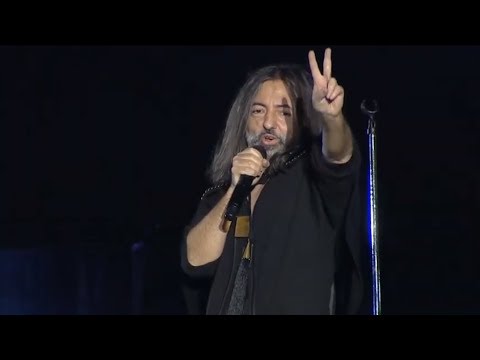 Videoclip de Carismático (En Vivo Luna Park 2006) — Babasónicos