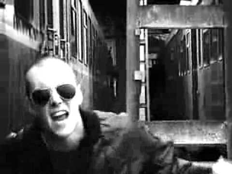 Retale - Sua Tarkkaillaan