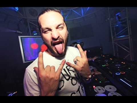 Steve Angello vs. Dirty South & Axwell - Open Your Monday (Hugjak 2011 Bootleg)