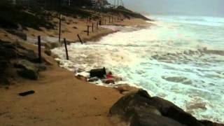 preview picture of video 'North Cronulla Beach July 2011'