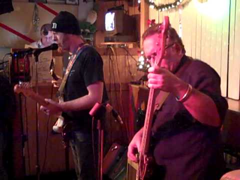 Blues Bass with Mark Johnson of the Flat Broke Blues Band