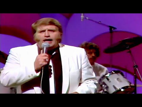 Rock Nalle - Spætter På Bål - Lørdagskanalen 1-5 1982