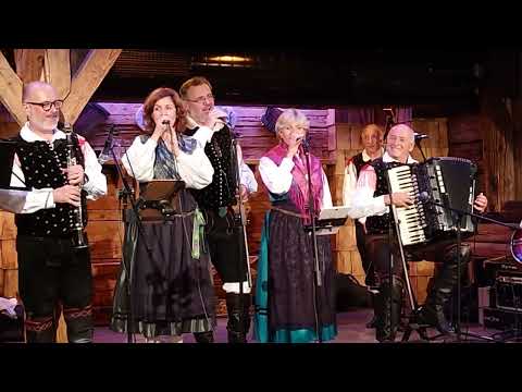 Hauskapelle Avsenik / Hišni Ansambel Avsenik - Das Echo der Dolomiten / Odmev s Triglava