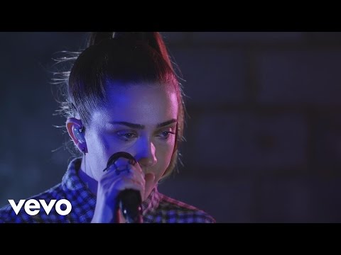 Emilie Nicolas - Pstereo (Stripped Back Session)