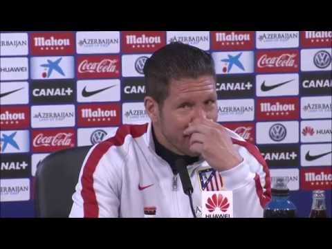 Diego Simeone amüsiert über Journalisten | Reporter interessieren sich nur für Fernando Torres