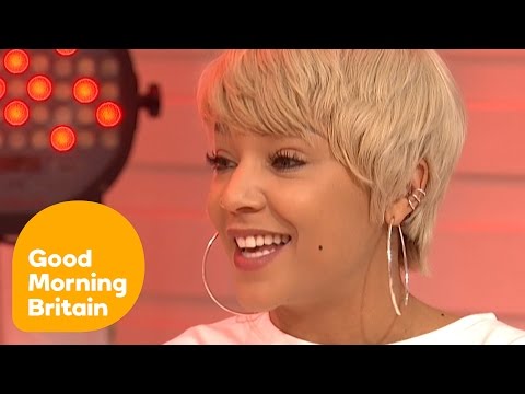 The Voice's Tanya Lacey on Her Awkward will.i.am Moment!