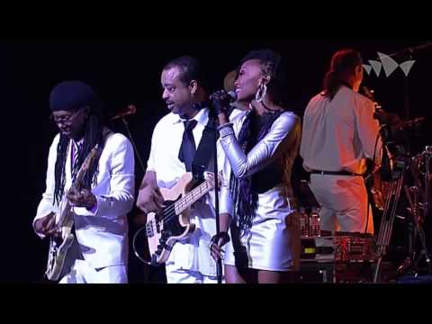 CHIC featuring Nile Rodgers - Lost in Music - Sister Sledge - (Live At The House Sídney 2013) HD