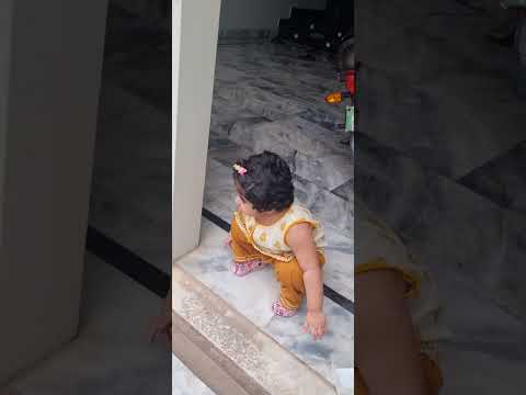 happy baby umama feeding cats #cutebaby