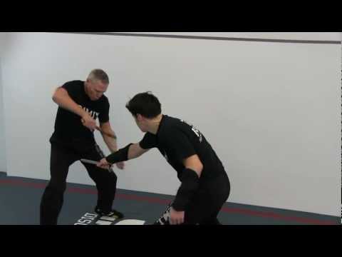 Tomahawk & Axe Fighting (Peter Weckauf)