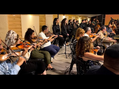 Halit Layali Helwa Wahaniya - Firqat Alnoor