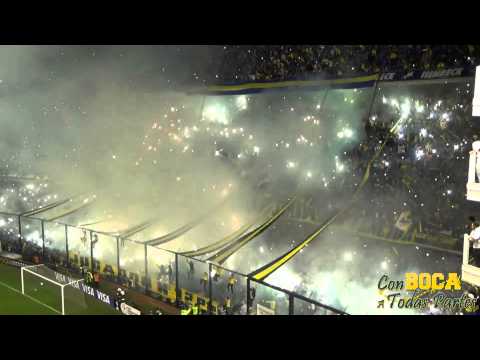 "Impresionante Recibimiento / BOCA-RIVER LIBERTADORES 2015" Barra: La 12 • Club: Boca Juniors