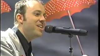 The Mavericks - &quot;Here Comes The Rain&quot; (29th Annual CMA Awards, 1995)