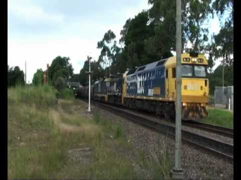 BL33 + 48123 + 8137 Down Wheat Train