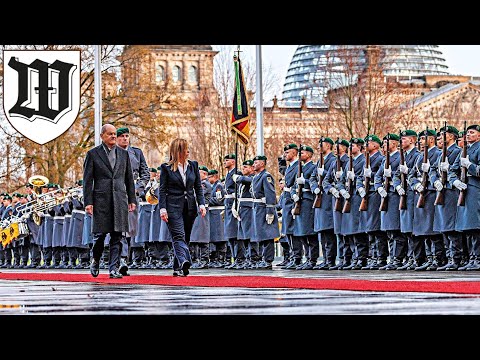 Militärische Ehren der Bundeswehr für Giorgia Meloni - Wachbataillon BMVg/Musikkorps der Bundeswehr