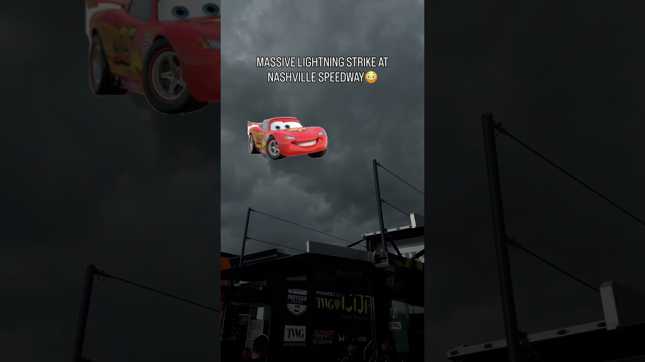 Click to watch the video “Lightning strike ⚡️”