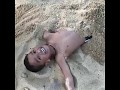 SHIKHAR DHAWAN AND HIS SON GETTING BURIED IN SAND Funny Video