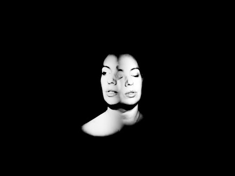 How Do You Love A Man - La Force