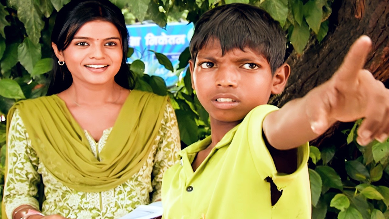 Pinku Singh Ne Kiya Tofe Mein UPSE Ke Question Bank | Asfar Bitya | Romantic Scene