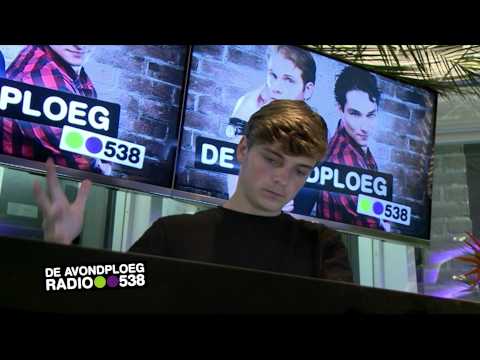 Martin Garrix live bij De Avondploeg