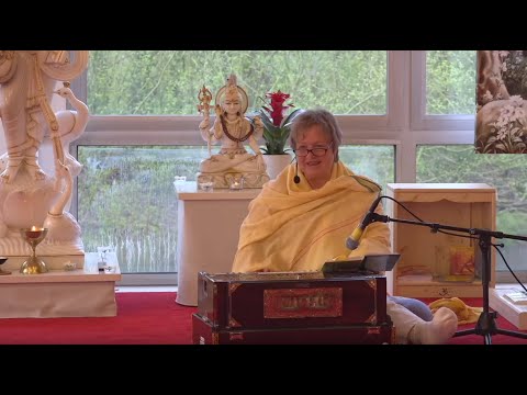 Satsang mit Shivakami - Live 7:00 15.04.2020