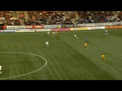 Stefan ISHIZAKI dundrar in för Elfsborg borta mot Örebro från 60 meter!