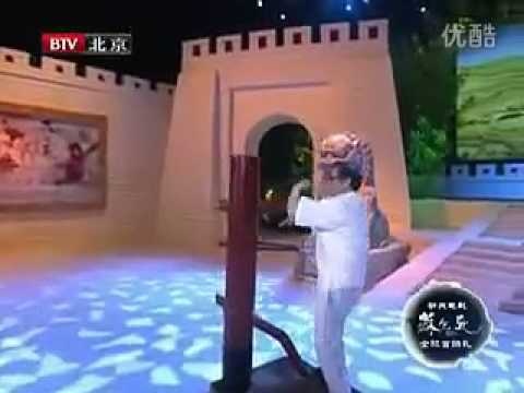 Leung Ting Wooden dummy