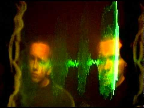 Muzikanten en hun Machines - Lola da Musica 2000 met Matthew Herbert en Funckarma