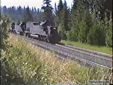 Classic Railroad Series 89 - SP and Amtrak at Fields, OR August 3, 1991
