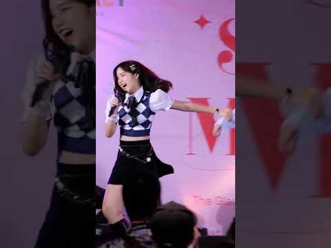 2022 04 24 IWISH Medley FANCAM JINGJUNG FOCUS