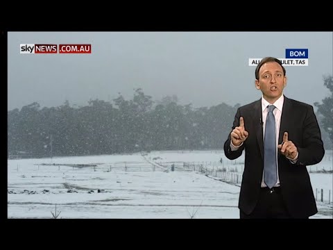 Weather explained: What is the difference between snow, snow showers and sleet?