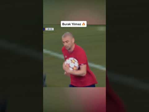 Burak Yılmaz attığı penaltı golüyle Şampiyolar ligi tarihine geçti...