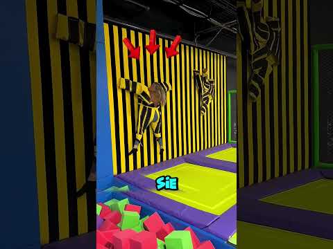 This trampoline surprises everyone on the first jump #VelcroTrampolin #FunnyJumps