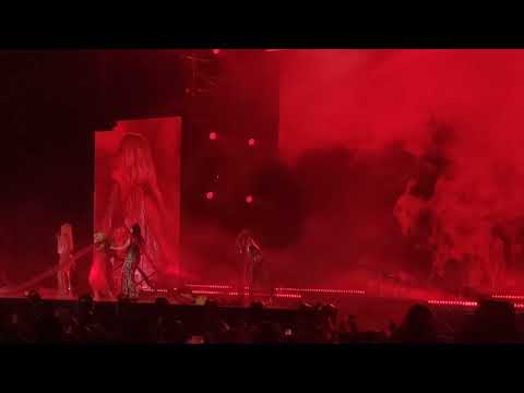 Αίμα- Άννα Βίσση & Daphne Lawrence Καλλιμάρμαρο #annavissi #VissiKallimarmaro