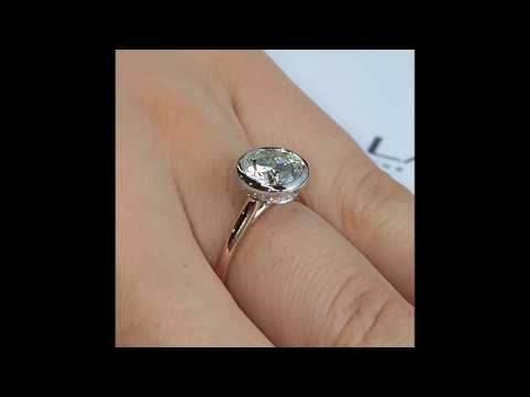 1.72 ct Round Diamond 2-Tone Engagement Ring